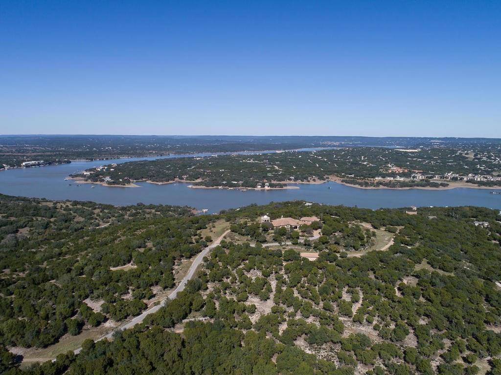 21112 Thurman Bend RD, Spicewood, TX 78669