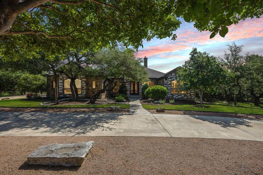 108 Rio Azul DR, Georgetown, TX 78633