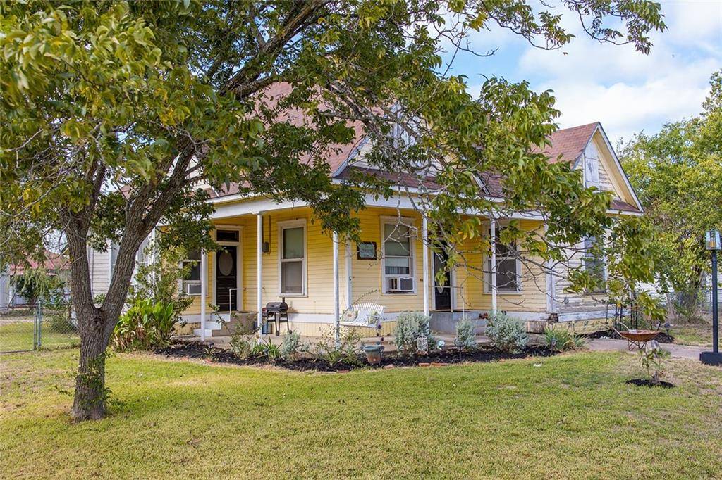445 E Bell ST, Bartlett, TX 76511