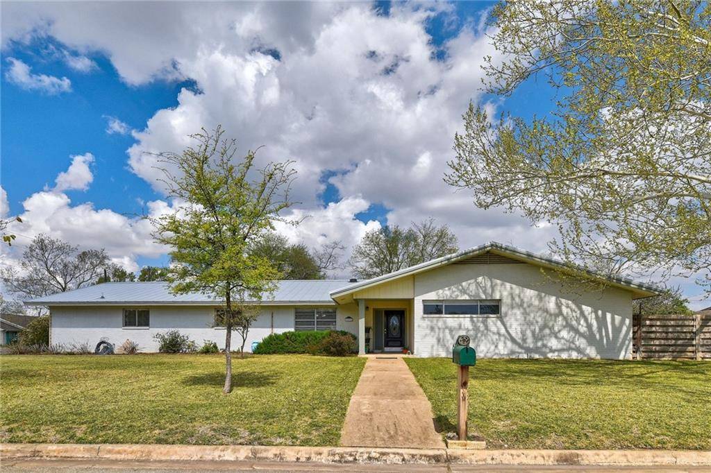 500 Sara DR, Round Rock, TX 78664