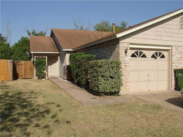 625/627 Greenlawn BLVD, Round Rock, TX 78664