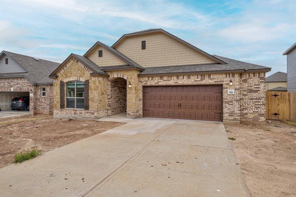 200 Texas Jack DR, Kyle, TX 78640
