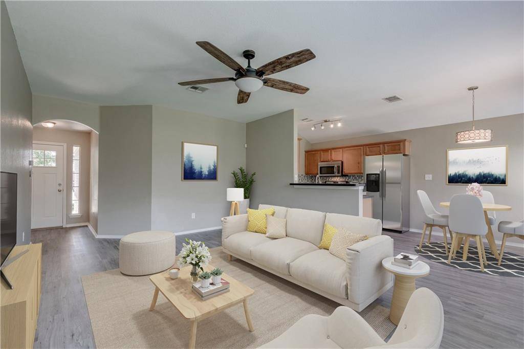 3004 Don Hill LN, Taylor, TX 76574