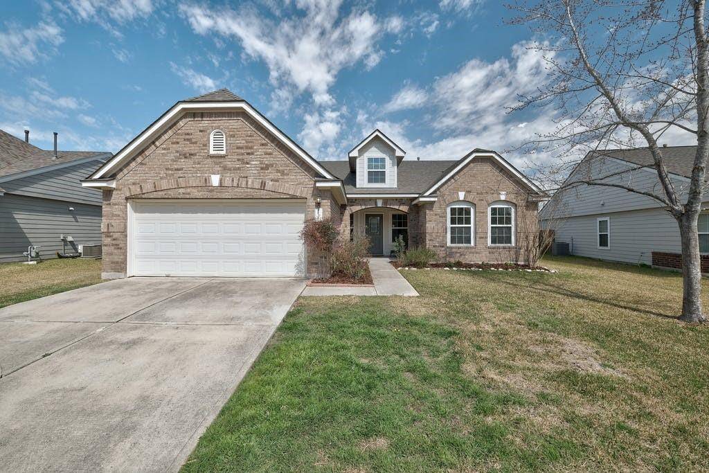 1221 Beechwood DR, Kyle, TX 78640