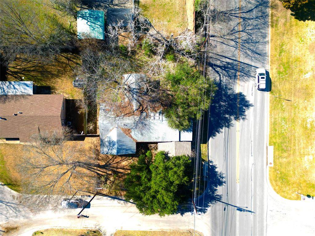 1202 Peach Tree LN, Georgetown, TX 78626