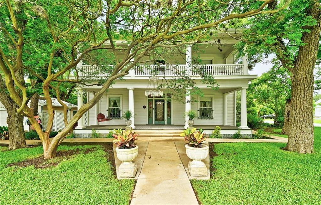 300 N Cedar ST, Buda, TX 78610