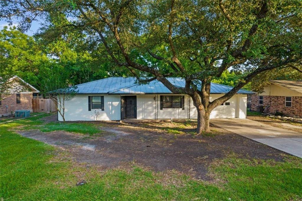 506 Sams ST, Taylor, TX 76574