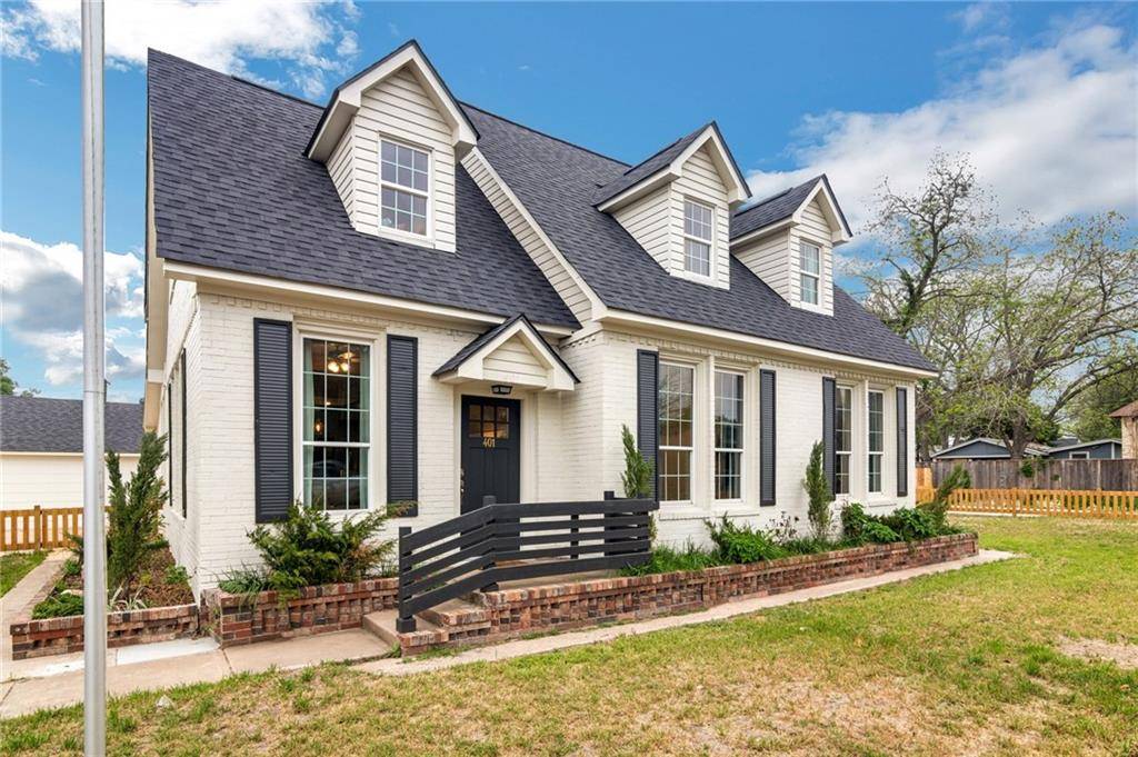 401 E 4th ST, Hallettsville, TX 77964
