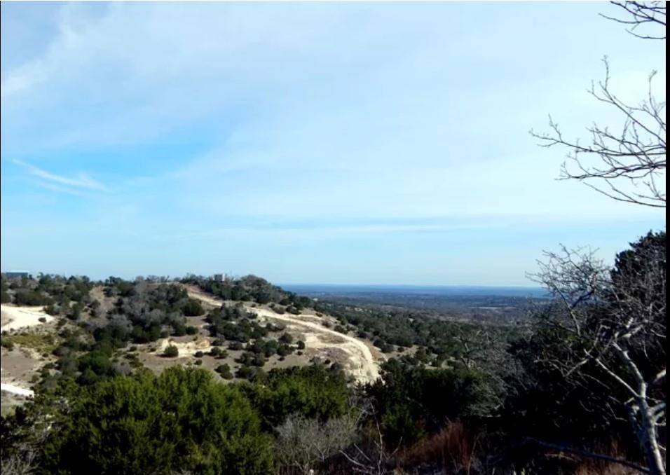 126 Valley View TRL, Comfort, TX 78013