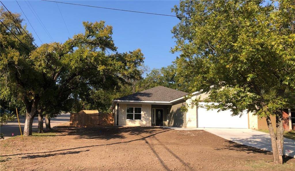 302 N Race ST, Lampasas, TX 76550