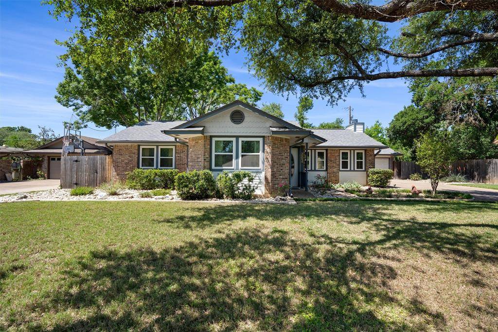 203 N Mount Rushmore DR, Cedar Park, TX 78613