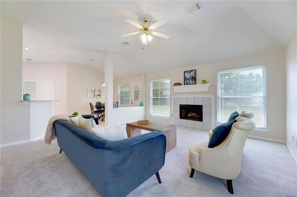 805 Champions Point DR, Pflugerville, TX 78660