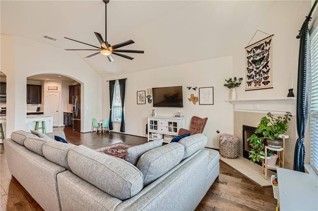 199 Joseph DR, Buda, TX 78610