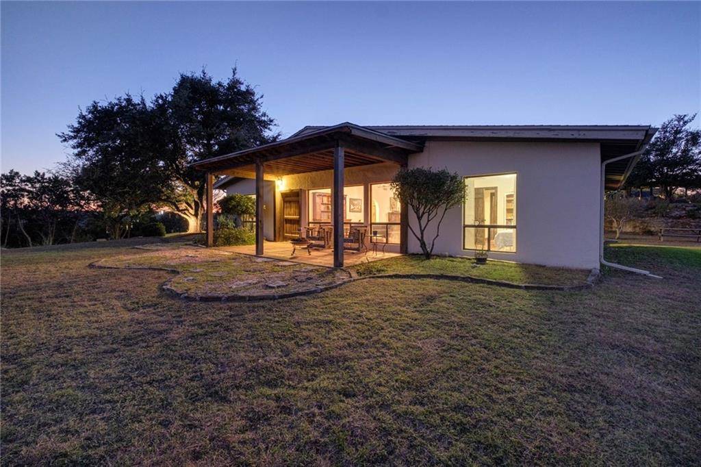 21416 Noack HL, Spicewood, TX 78669