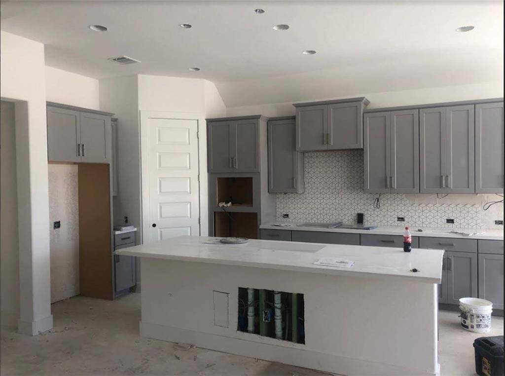 19518 Summit Glory TRL, Spicewood, TX 78669