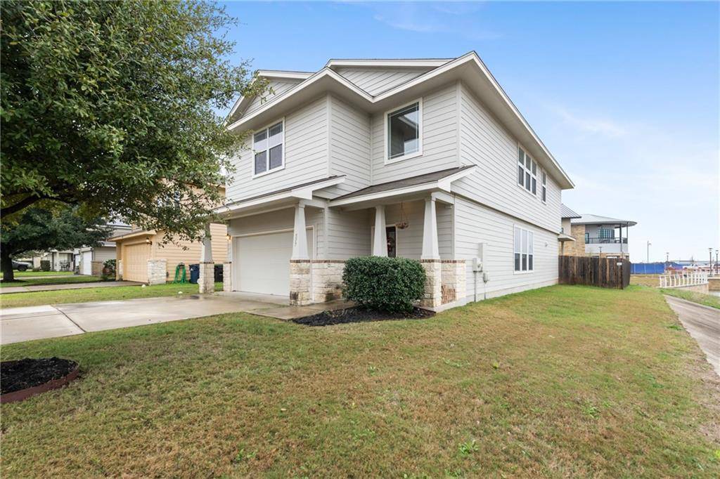 517 W Metcalfe ST, Hutto, TX 78634