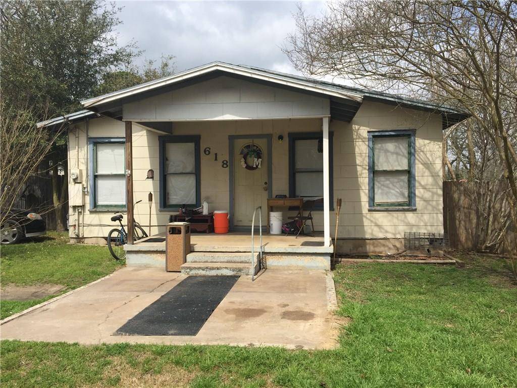 618 Hairston Ave, Rockdale, TX 76567