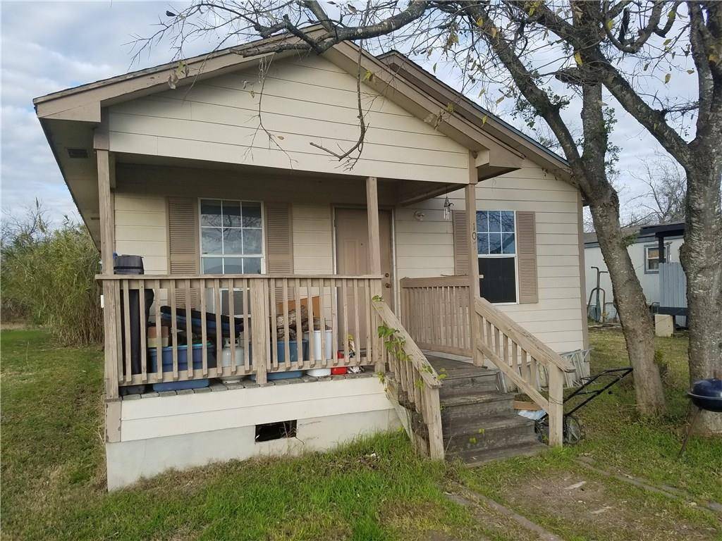 107 Brenham ST, Manor, TX 78653