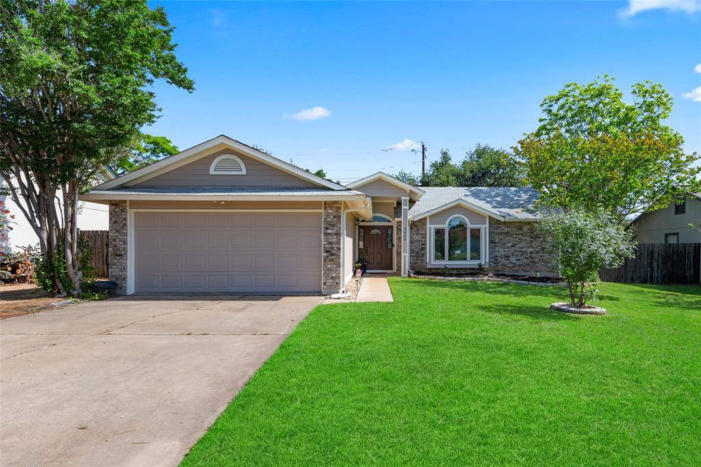 3200 Red Bay DR, Cedar Park, TX 78613