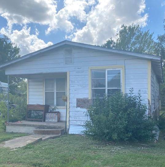 206 Plum ST, Rockdale, TX 76567