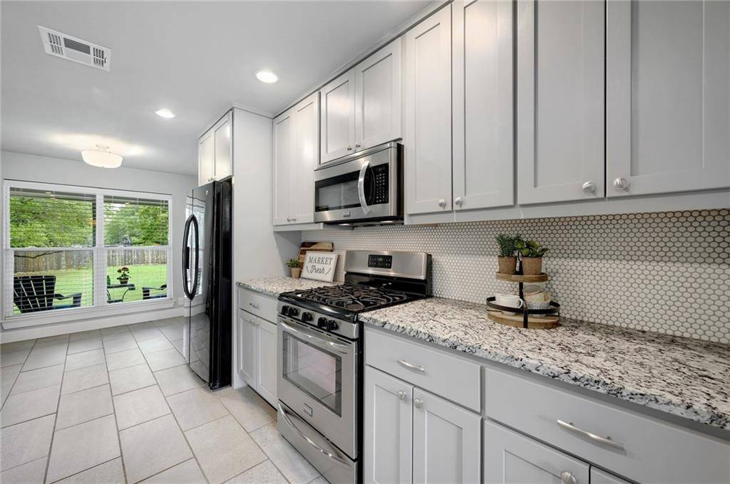 105 Woodland RD, Georgetown, TX 78628