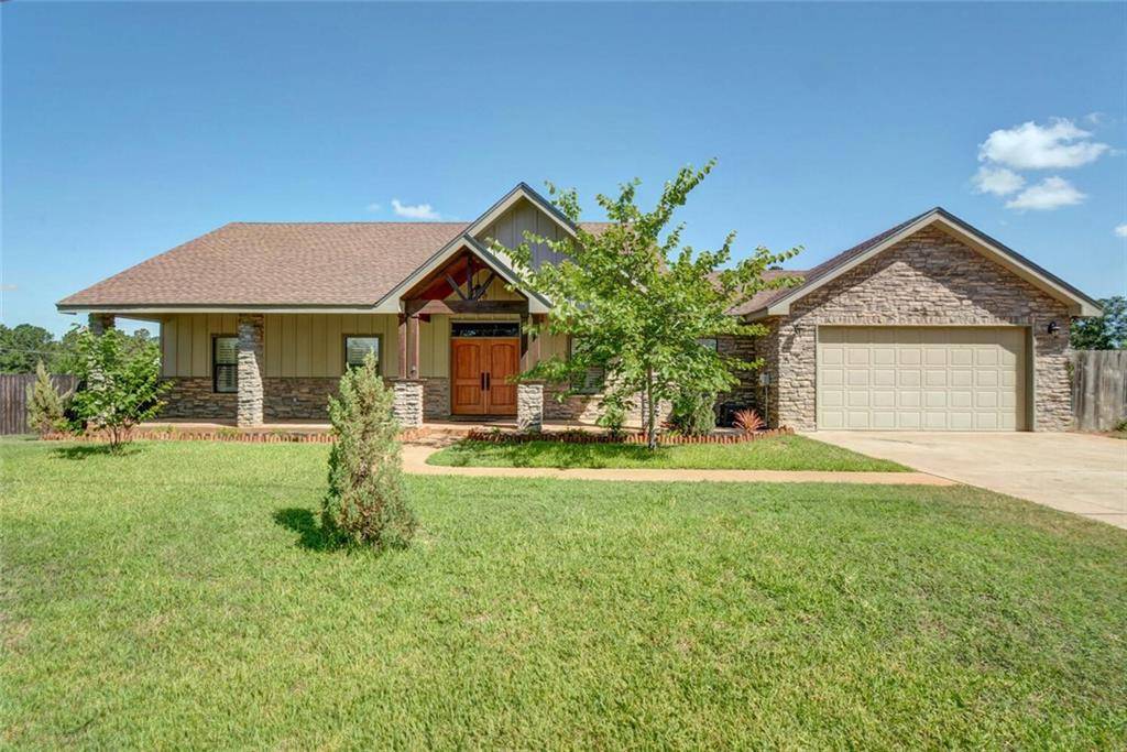 296 Makaha DR, Bastrop, TX 78602