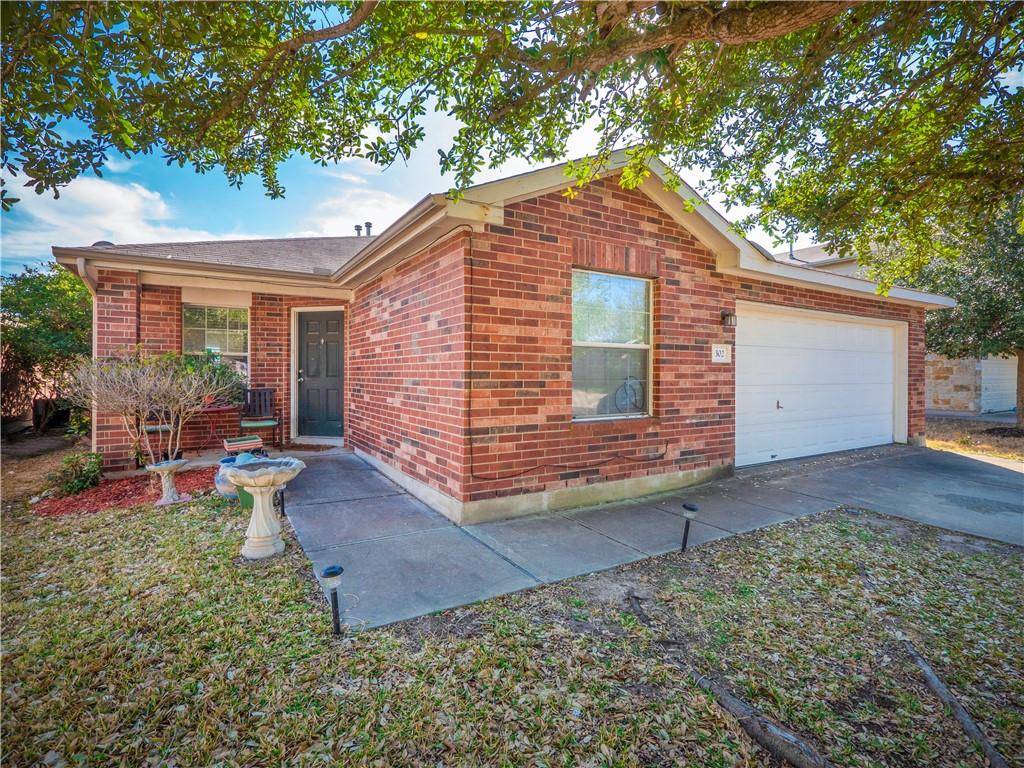 302 Bird Dog BND, Bastrop, TX 78602