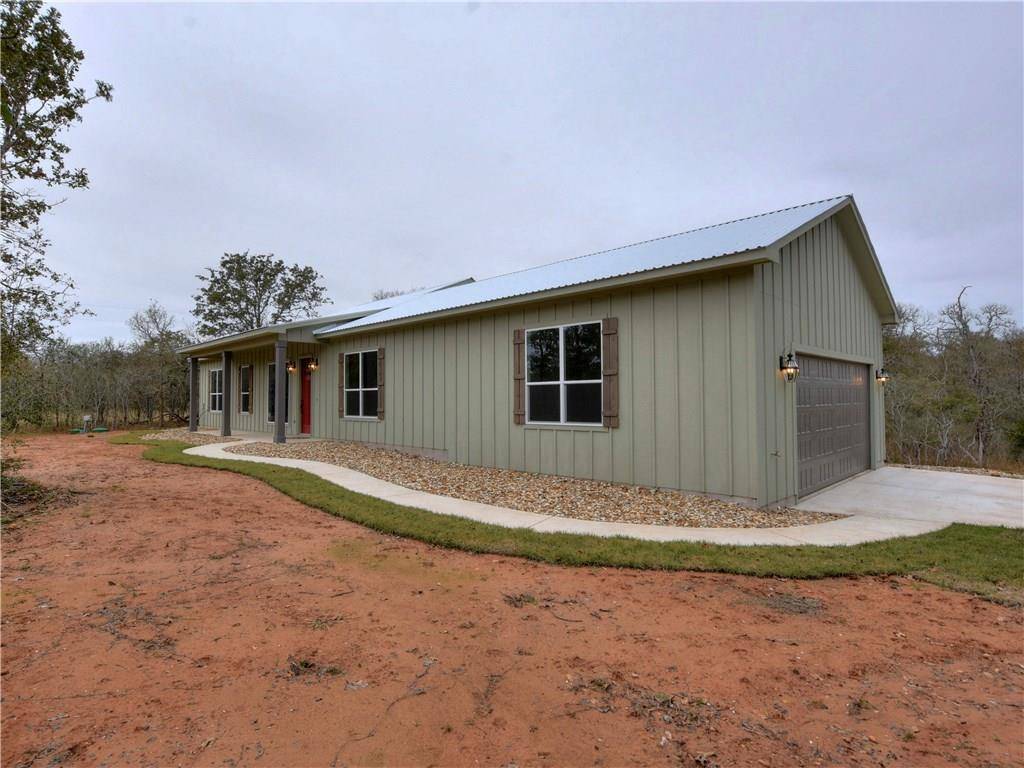 220 Heleakala LN, Bastrop, TX 78602