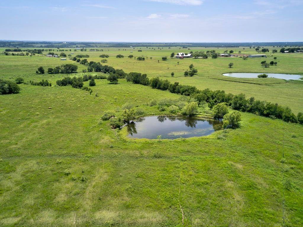 3965 Fm 3061, Thorndale, TX 76577