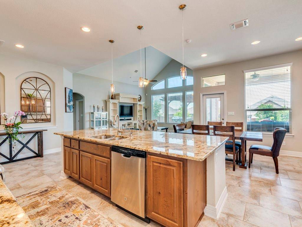 136 Tangerine DR, Buda, TX 78610