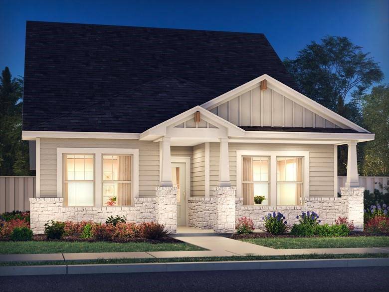 903 East ST, Hutto, TX 78634
