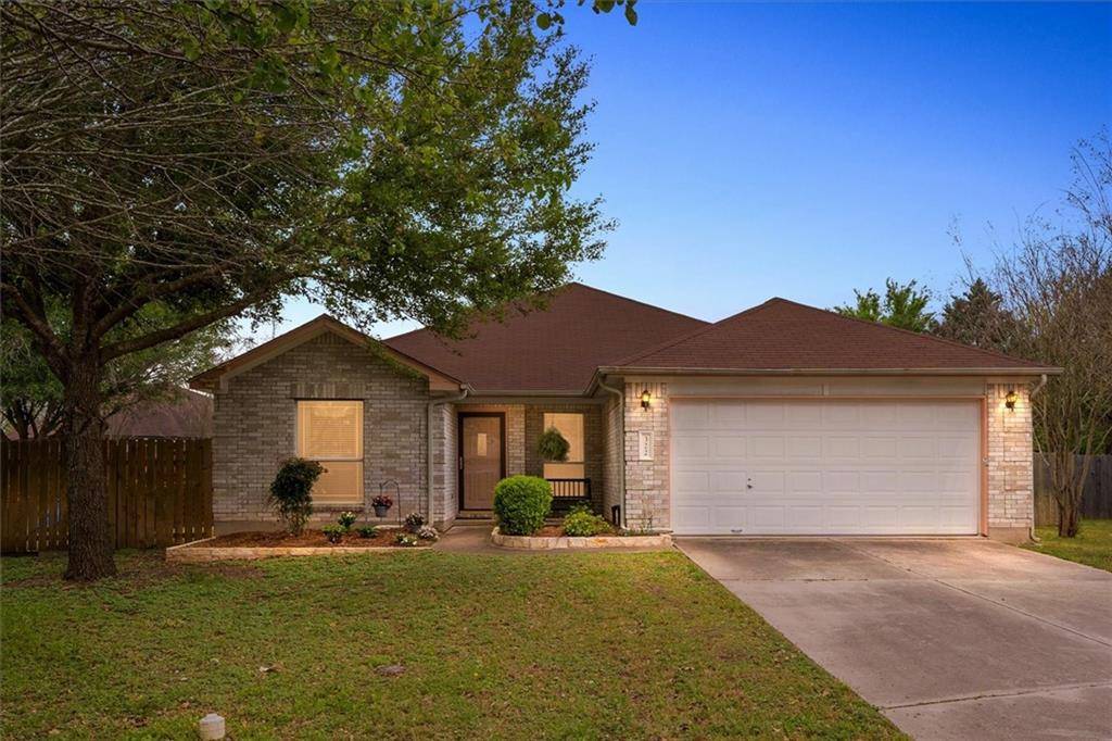 322 Lori CIR, Bastrop, TX 78602