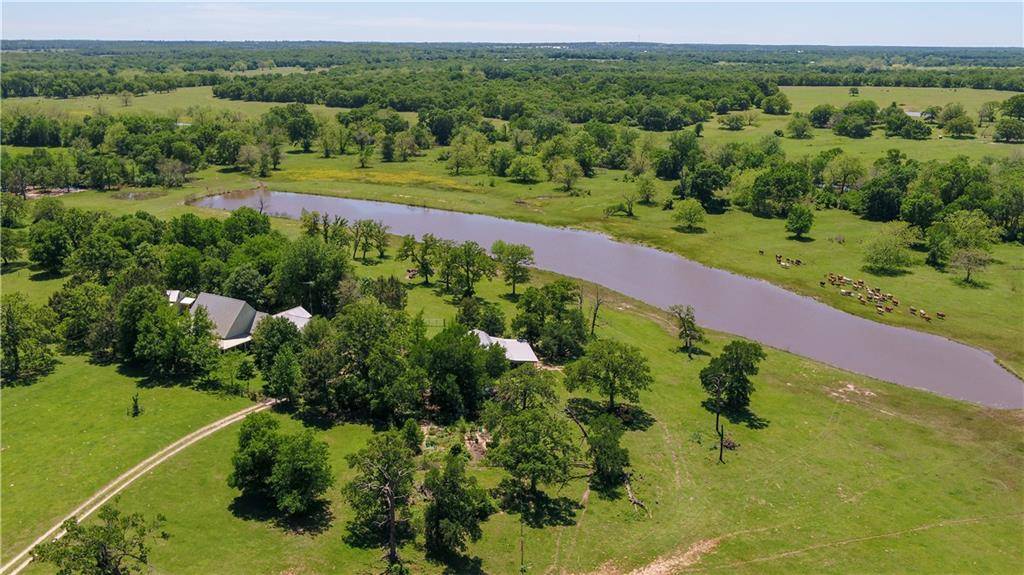 2142 County Road 316, Rockdale, TX 76567