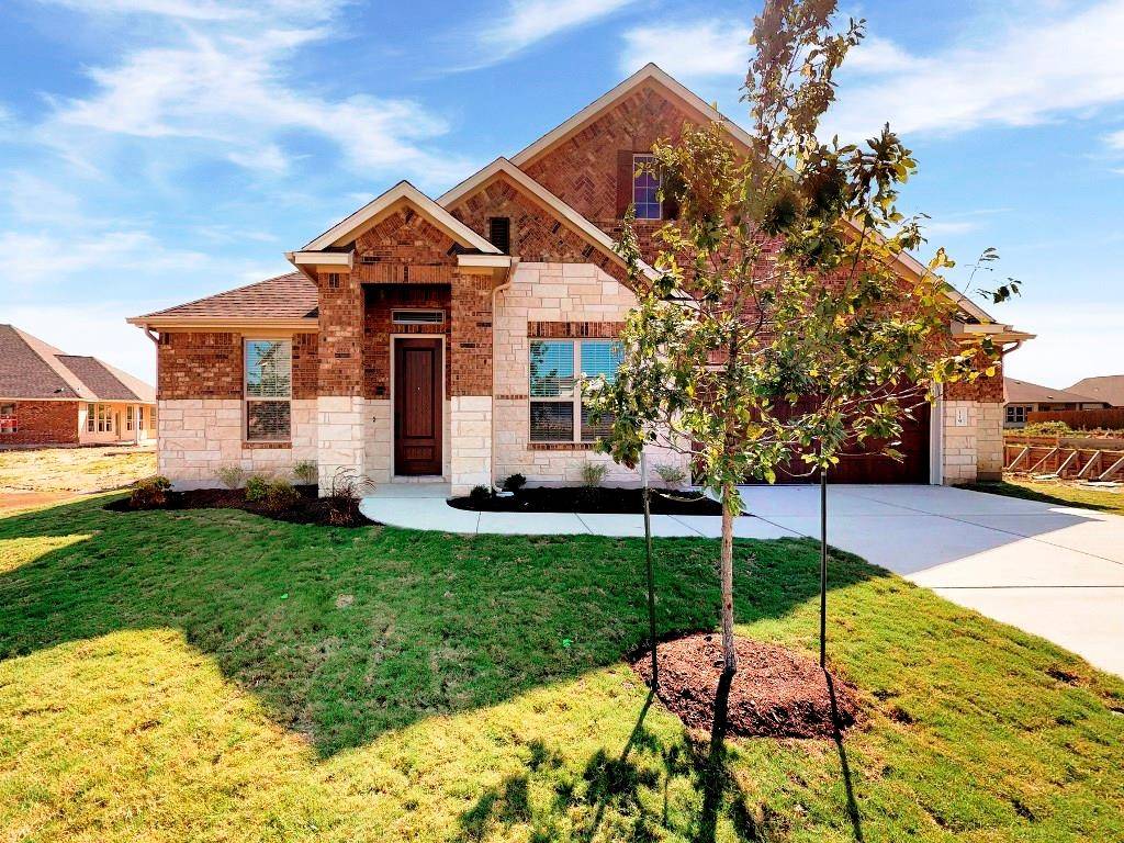 119 Skylark LN, Hutto, TX 78634