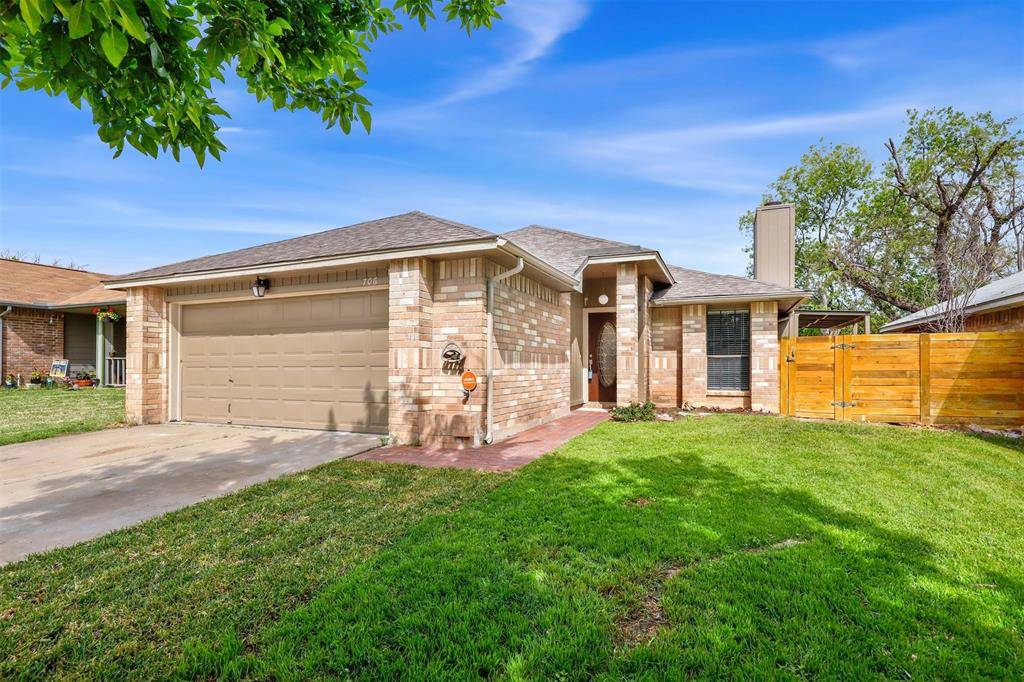706 Saunders DR, Round Rock, TX 78664