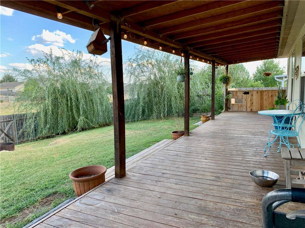 453 Quarter Ave, Buda, TX 78610