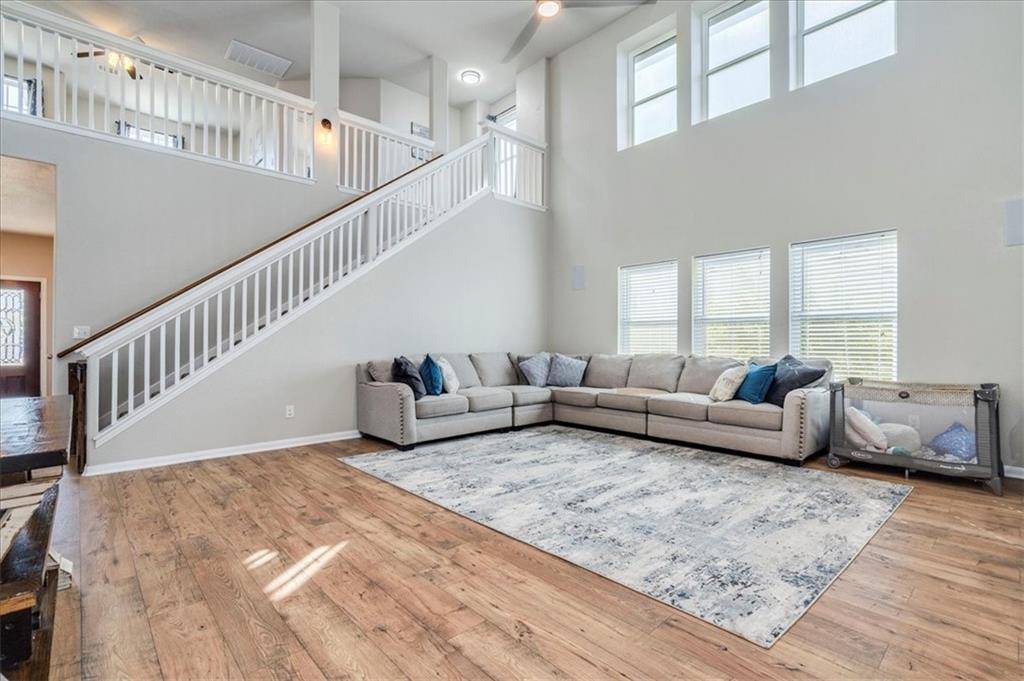 125 Exeter CV, Kyle, TX 78640