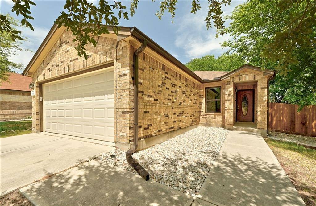 561 New Country RD, Kyle, TX 78640