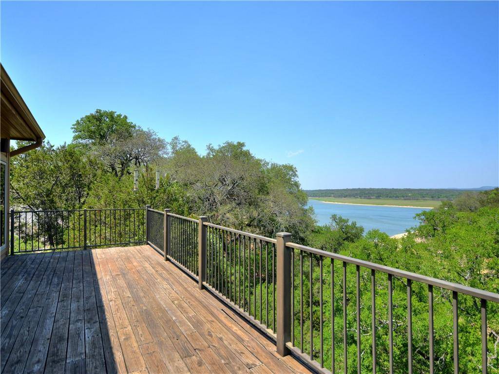 112 Center Cove III LOOP, Spicewood, TX 78669