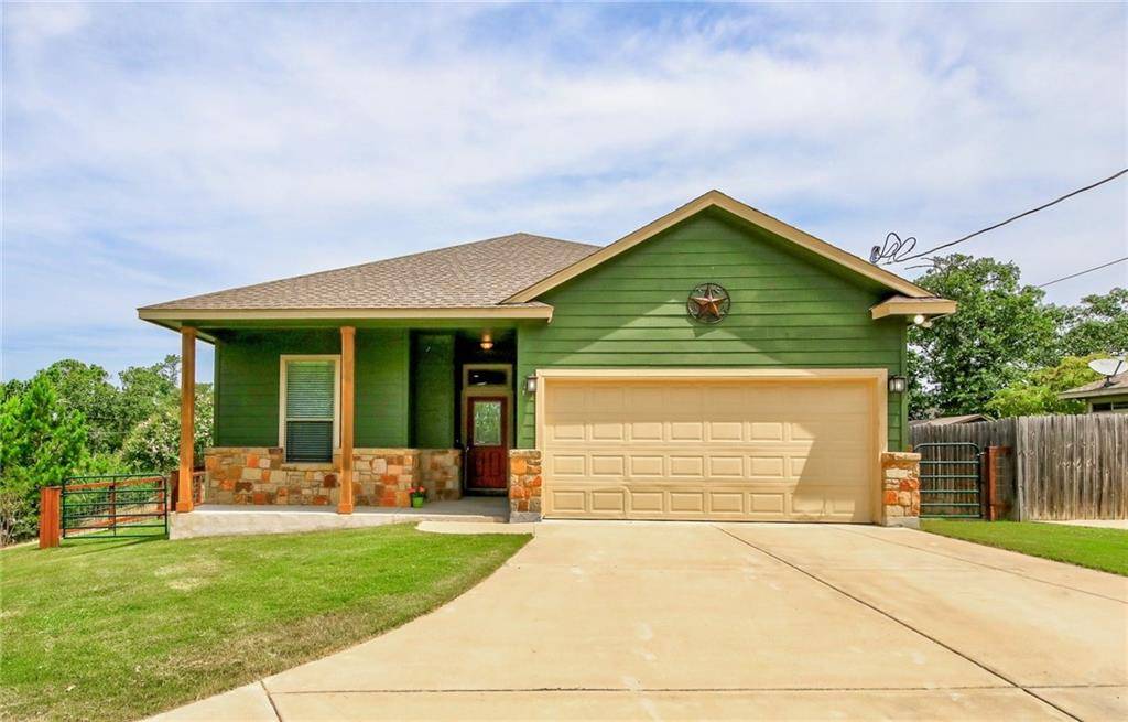 320 Kaanapali LN, Bastrop, TX 78602