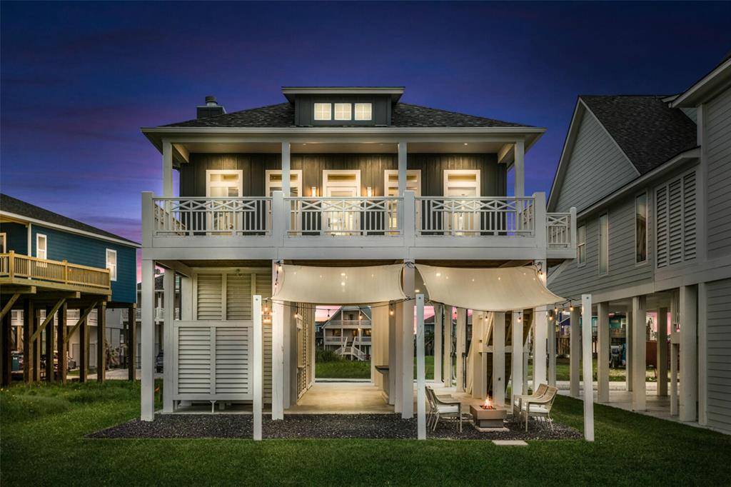 1978 Royalville COR, Crystal Beach, TX 77650