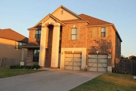 320 Apricot DR, Kyle, TX 78640