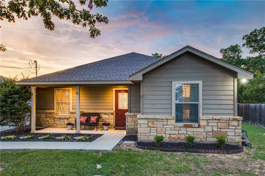 324 Kaanapali LN, Bastrop, TX 78602