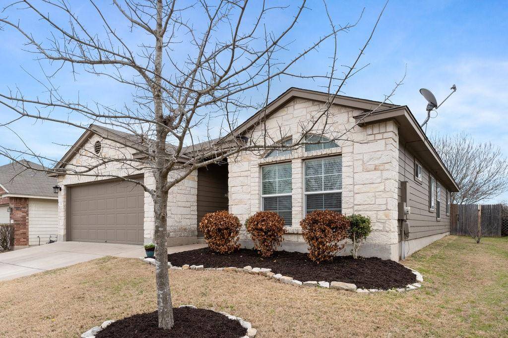 321 Baldwin ST, Hutto, TX 78634