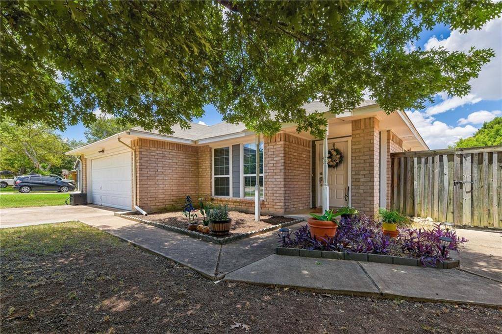 704 David Curry DR, Round Rock, TX 78664