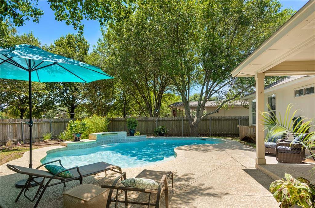 188 Amandas WAY, Buda, TX 78610