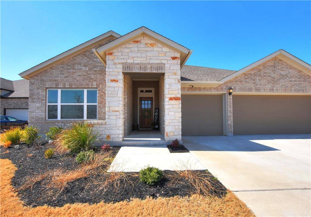 104 Joseph Hawkins LN, Bastrop, TX 78602