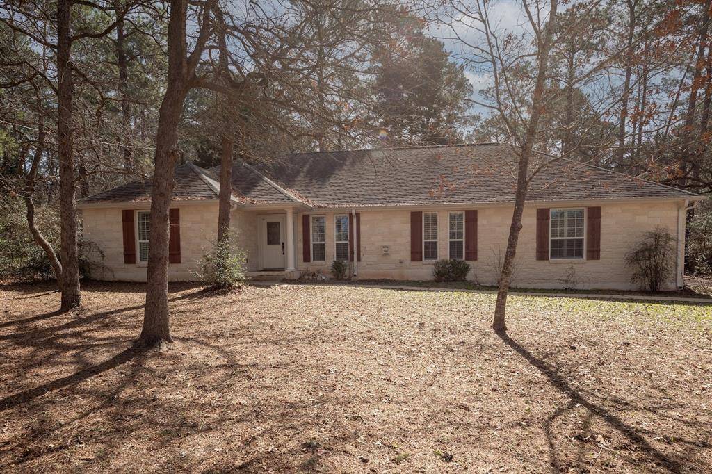 139 Loblolly LN, Bastrop, TX 78602