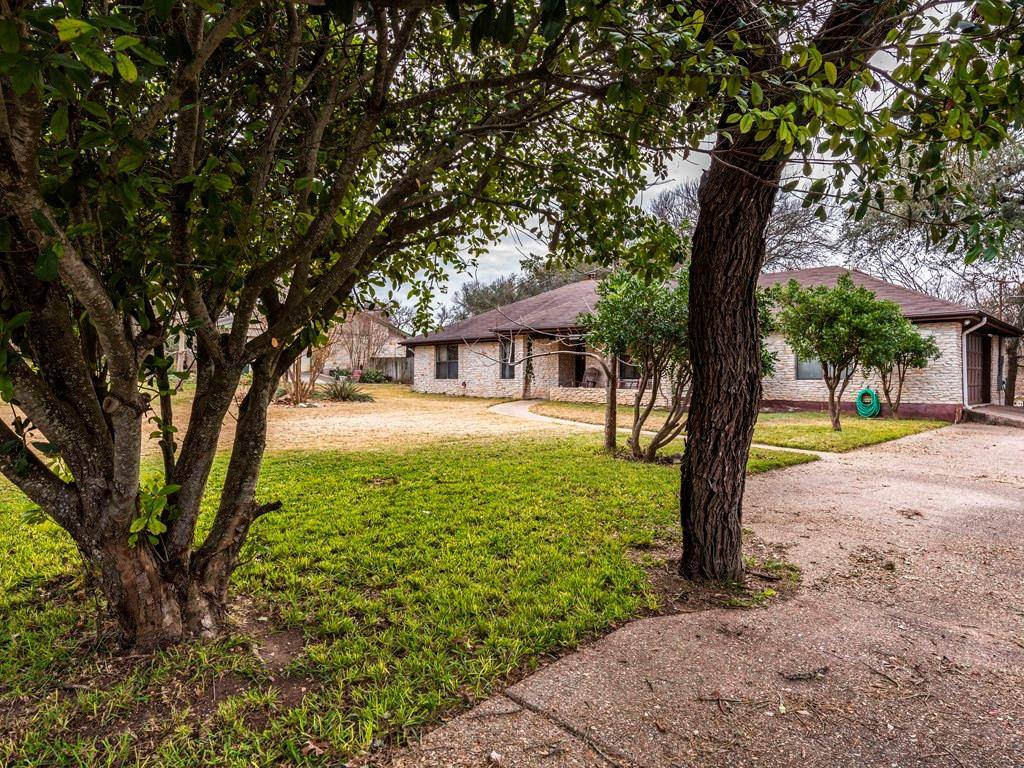 12618 Eagle Nest DR, Buda, TX 78610