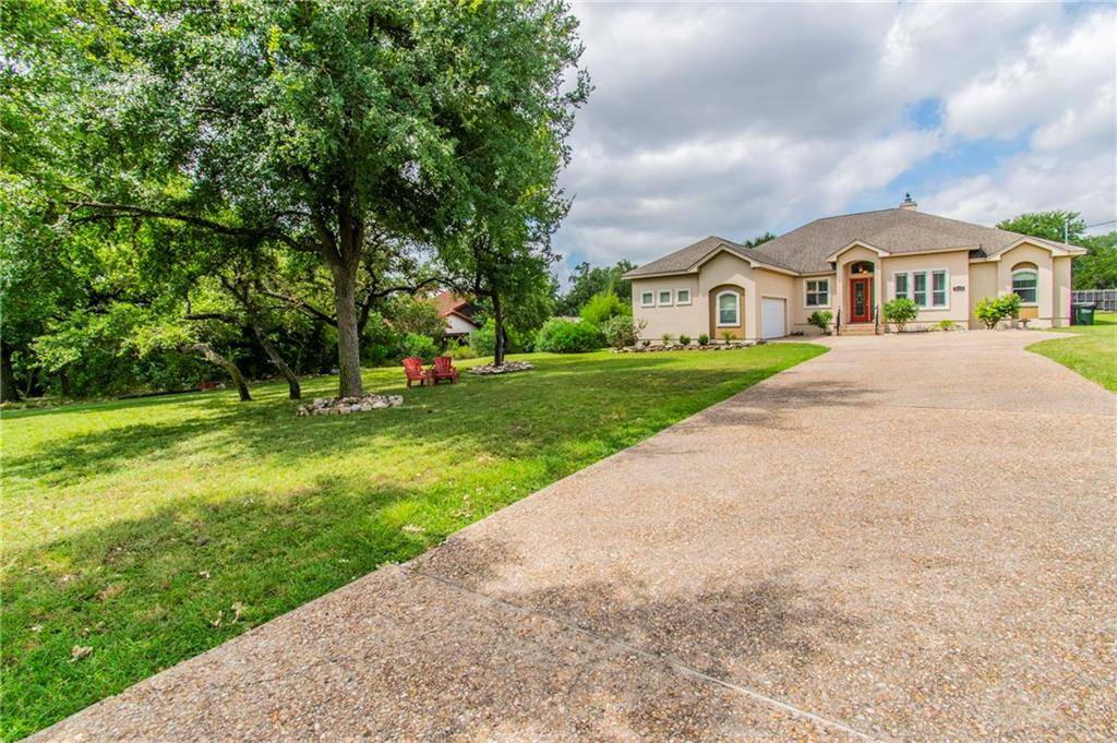 819 Mountain DR, San Marcos, TX 78666
